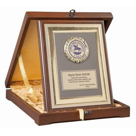 Eskitme Cilalı Ahşap Kutu Plaket